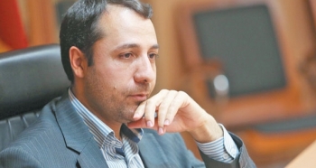برچیدن بازار سیاه با راه اندازی بازار متشکل