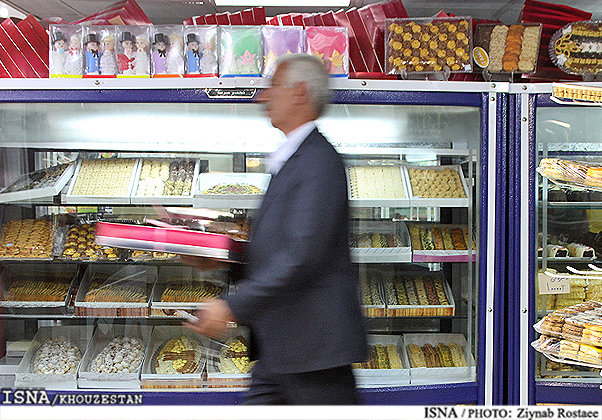 قیمت جعبه شیرینی از خود شیرینی بیشتر شده است