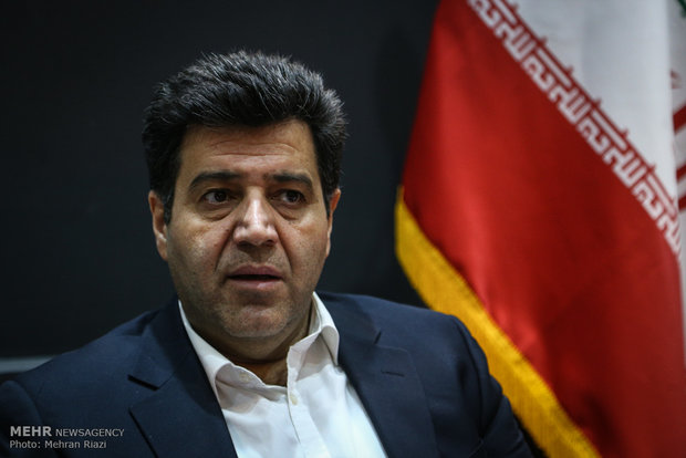 قیمت‌گذاری دستوری، ماهیت بورس را زیرسوال می‌برد